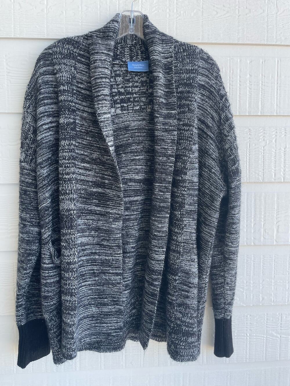 Simply Vera open front cardigan gray and black LG